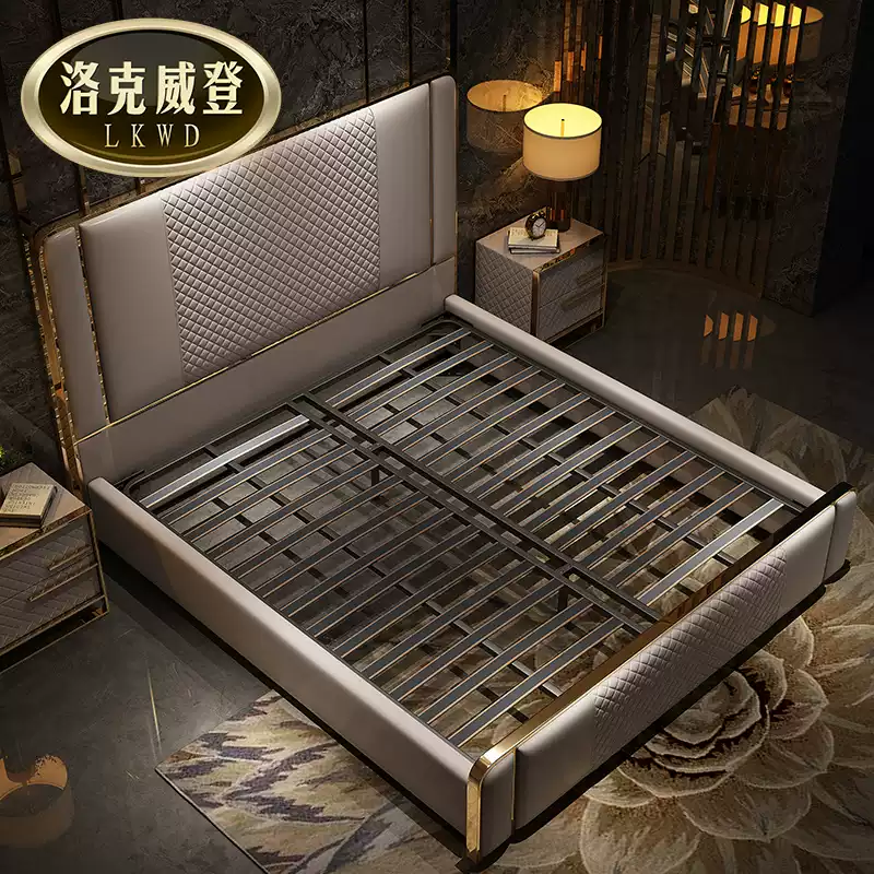 Italian light luxury leather bed master bedroom modern simple double bed 1.8 meters solid wood high-end villa leather art wedding bed