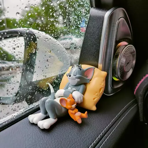 Tom and Jerry car ornaments car interior decoration supplies cute desk doll car ornaments